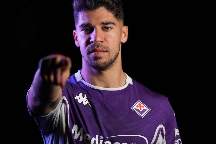 Manor Solomon oficializado na Fiorentina