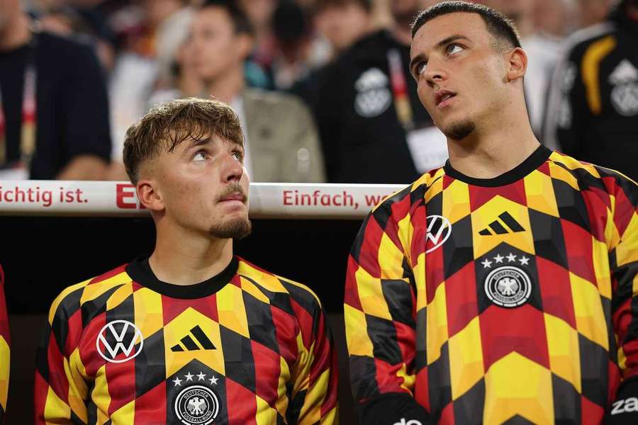 Karl und El Mala beim Länderspiel Deutschland vs. Serbien Karl und El Mala beim Länderspiel Deutschland vs. Serbien