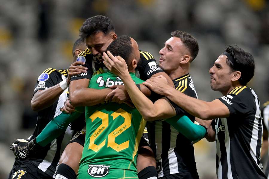 Mineiro progresa en en la Sudamericana Mineiro progresa en en la Sudamericana