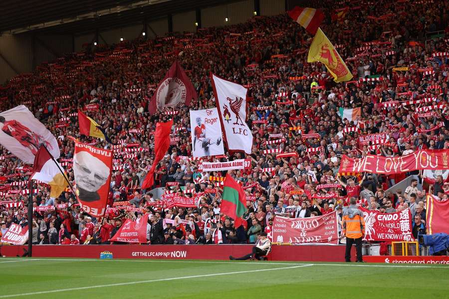 Futbol to nie obwoźny cyrk: kilkaset grup kibicowskich przeciwko meczom ligowym za granicą