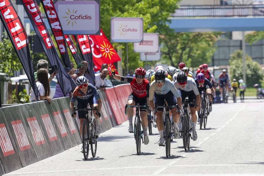 Mangan impôs-se ao sprint no final dos 128,4 quilómetros entre Aveiro e Pombal Mangan impôs-se ao sprint no final dos 128,4 quilómetros entre Aveiro e Pombal