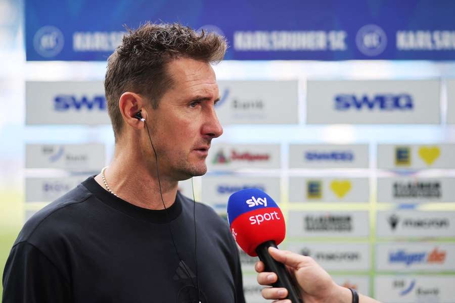 Miroslav Klose muss sich in Nürnberg weiter kritische Fragen gefallen lassen.