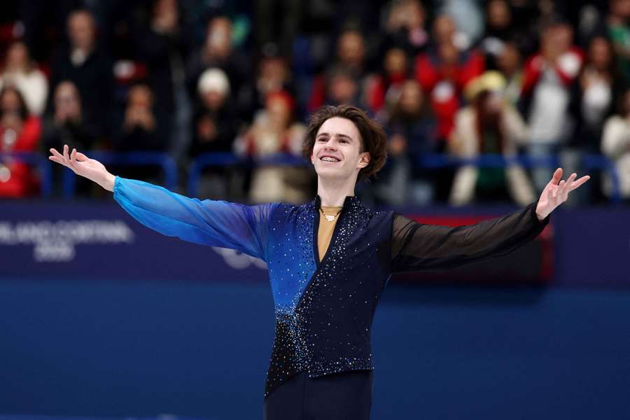 Šajdorov slaví vítězství.