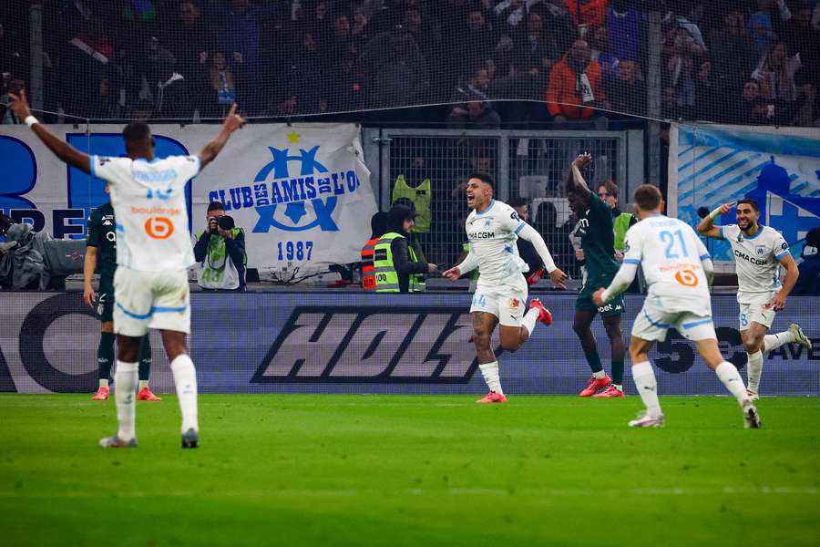 Luis Henrique celebra su gol ante el Mónaco