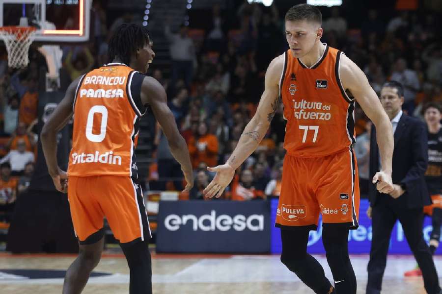 Badio y Sestina en el Valencia Basket-Casademont Zaragoza