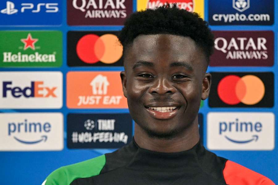 Bukayo Saka talking during the pre-match press conference