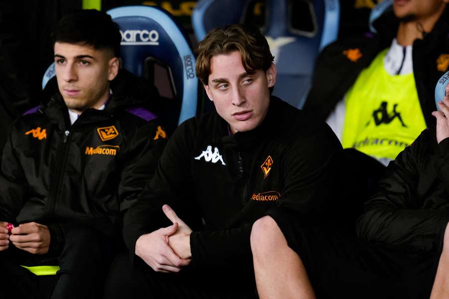 Edoardo Bove sur le banc de la Fiorentina le 26 janvier dernier.