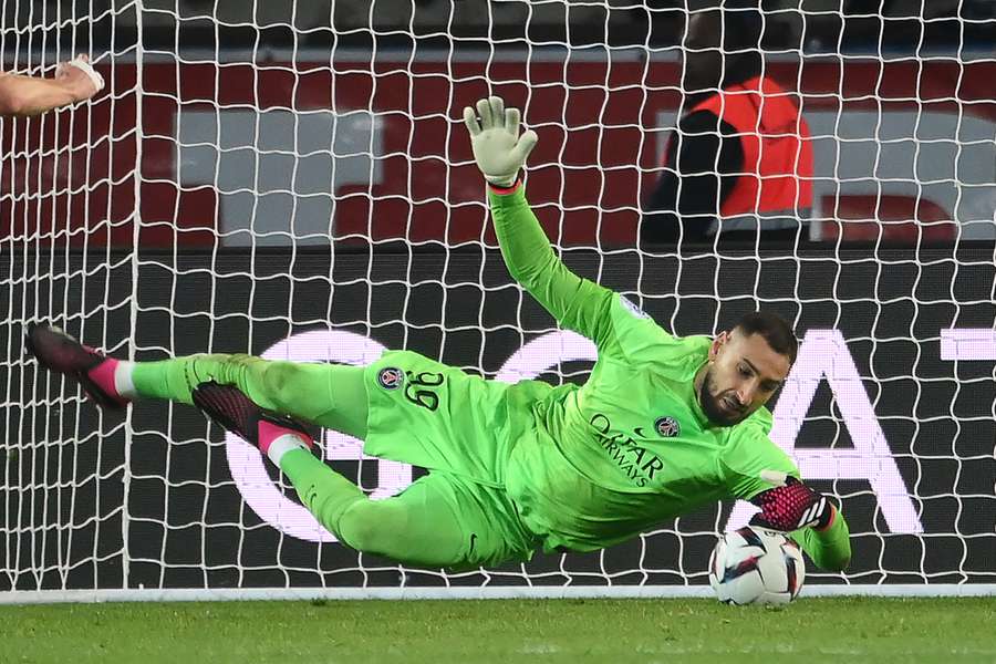 Donnarumma in action for PSG