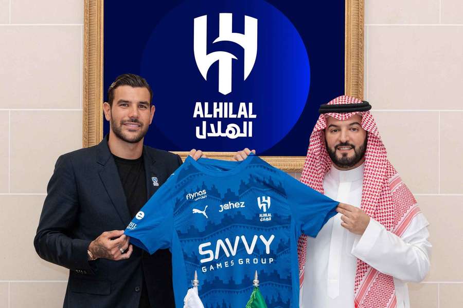 Theo Hernández é mais um reforço do Al-Hilal