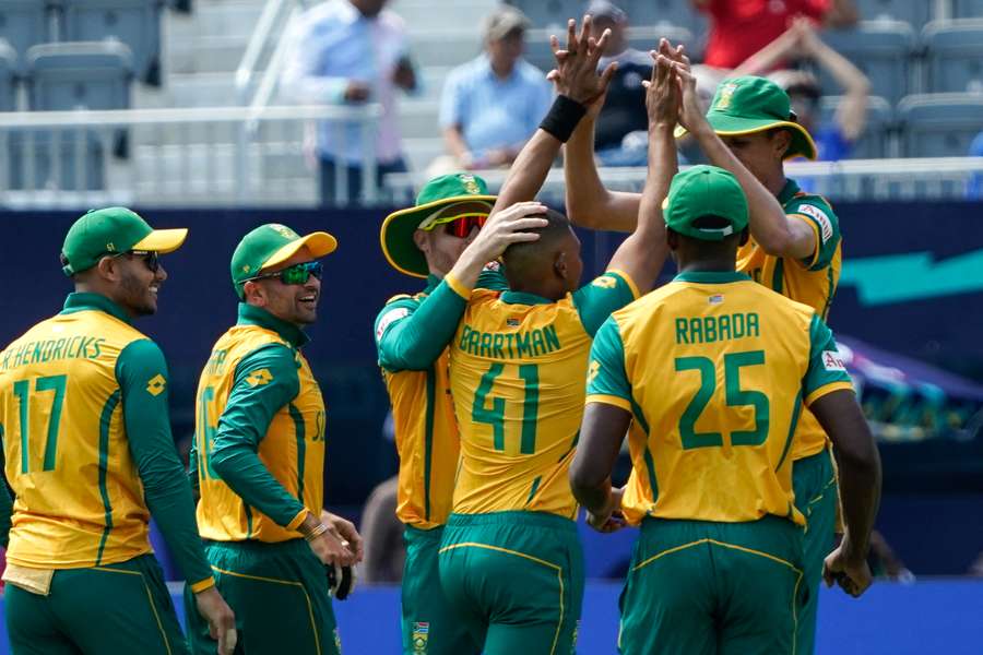 South Africa's bowlers skittled Sri Lanka for 77 runs