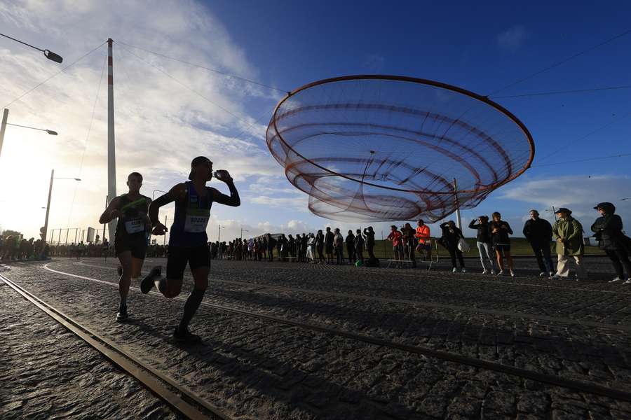 Quénia e Etiópia reforçam supremacias particulares na maratona do Porto