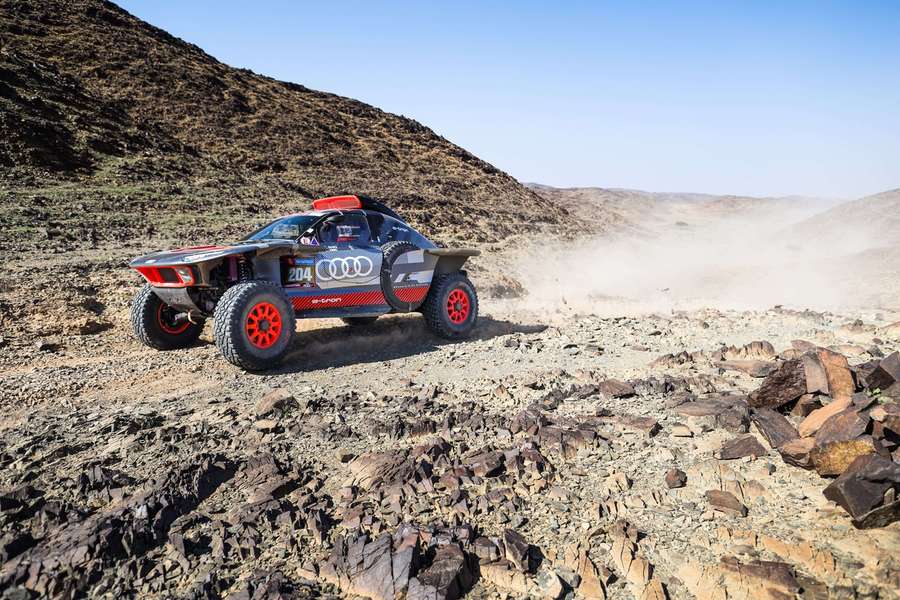 Carlos Sainz, en la tercera jornada del rally Dakar