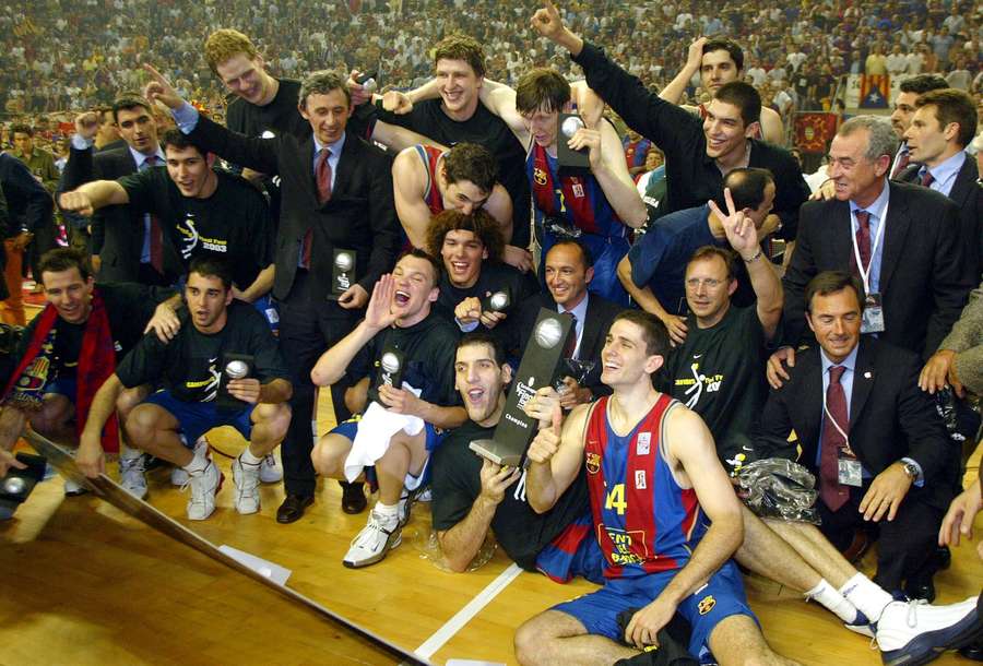 Il Barcellona festeggia l'Eurolega del 2003
