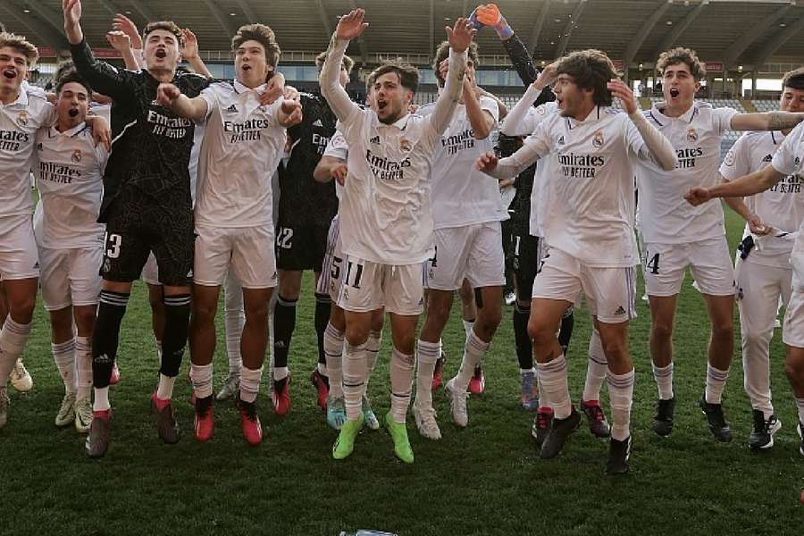 Real Madrid de Arbeloa celebra la Copa del Rey juvenil 