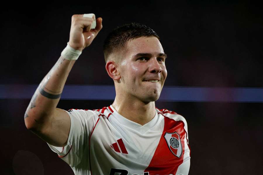 Franco Mastantuono in action for River Plate