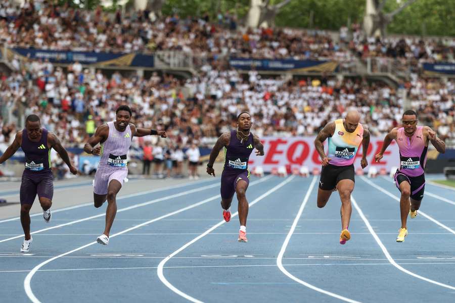 La llegada de la final de 100 metros de la Diamond League en París