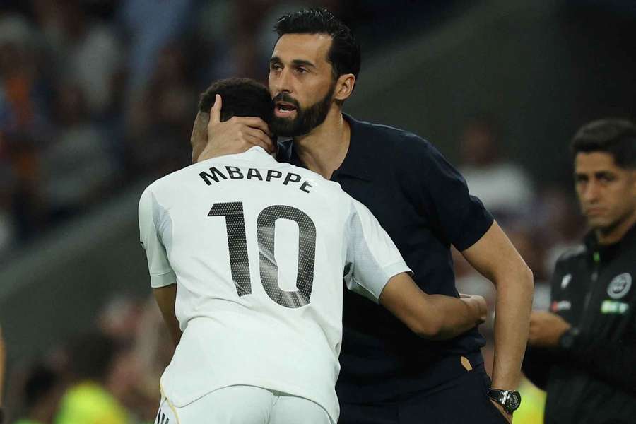 Arbeloa pays tribute to Mbappe after stepping down as Real Madrid boss