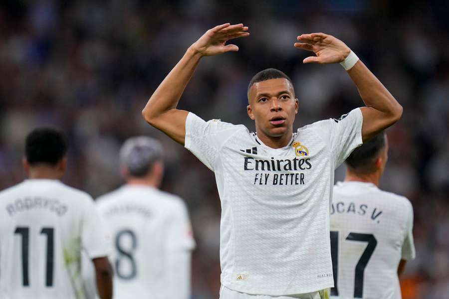 Kylian Mbappé nebude k dispozícii pre problémy so stehenným svalom.