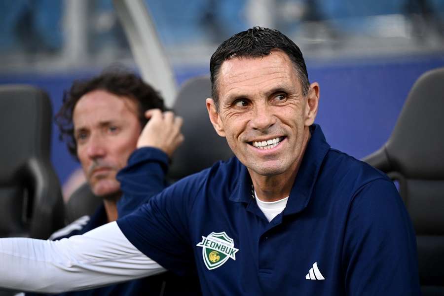 Gus Poyet is currently the manager of Jeonbuk in South Korea