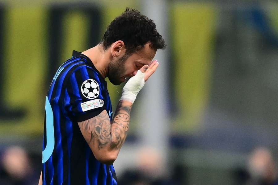 Hakan Calhanoglu Hakan Calhanoglu