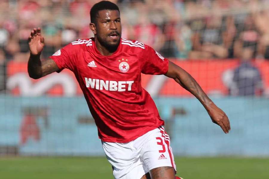 Geferson em ação pelo CSKA Sofia pelo Campeonato Búlgaro