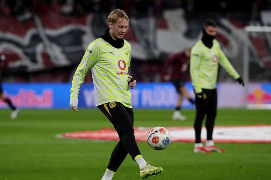 Julian Brandt hat gegen den HSV sein 300. Spiel für Borussia Dortmund bestritten.