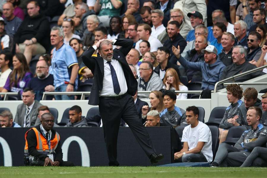 Ange Postecoglou reacts during the Premier League match between Tottenham Hotspur and Arsenal