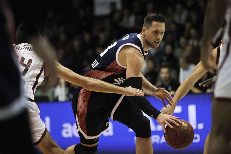 Turecka liga koszykarzy - Ponitka poprowadził Bahcesehir do zwycięstwa nad Besiktasem Turecka liga koszykarzy - Ponitka poprowadził Bahcesehir do zwycięstwa nad Besiktasem