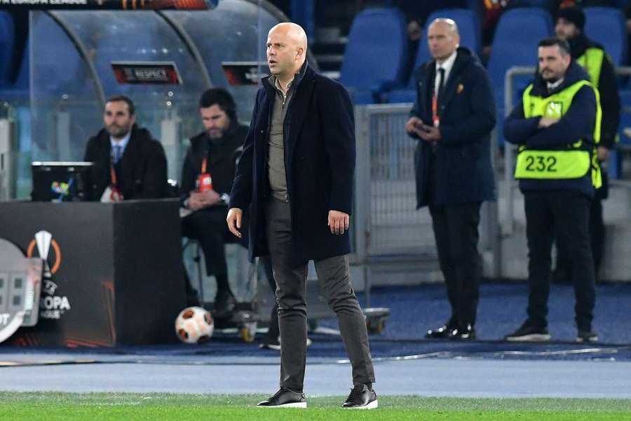 Arne Slot speaks on Man Utd clash and relationship with Ten Hag