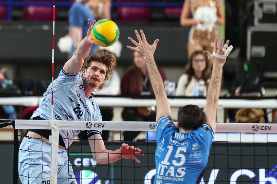 Siatkarze Projektu dwukrotnie odrabiali stratę, by polec w tie-breaku