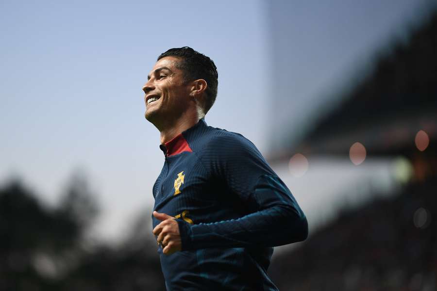 Cristiano Ronaldo entrena con la selección de Portugal