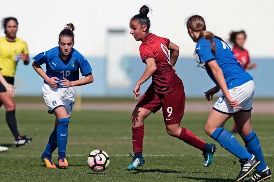 Rafaela contou com várias internacionalizações pelas seleções jovens