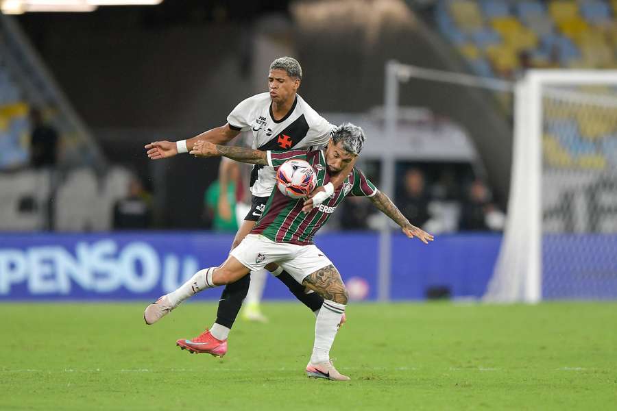 Os rivais chegam embalados para reeditar uma das semifinais do último Campeonato Carioca