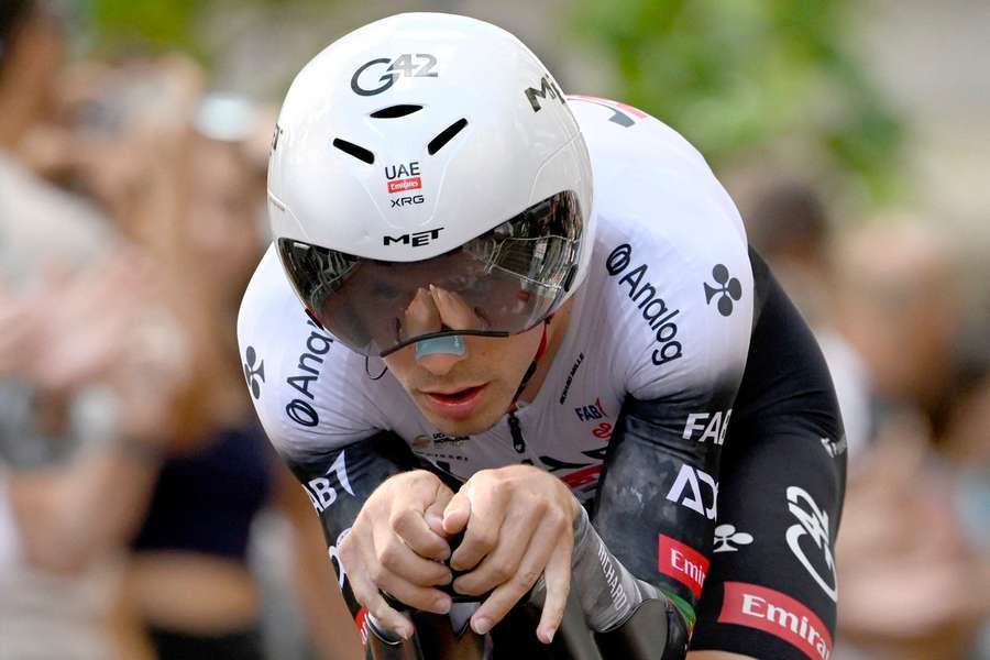 Ciclista português João Almeida