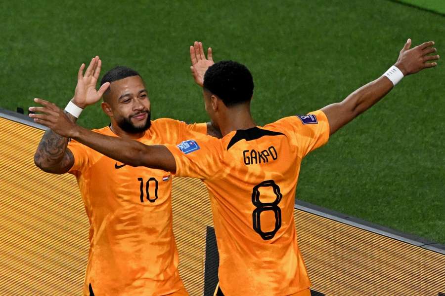 Memphis Depay na treffer tegen VS nummer 2 op de all-time topscorerslijst Oranje