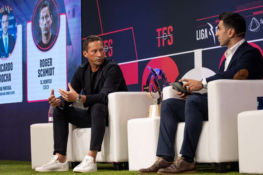 Roger Schmidt destacou as qualidades dos jogadores portugueses