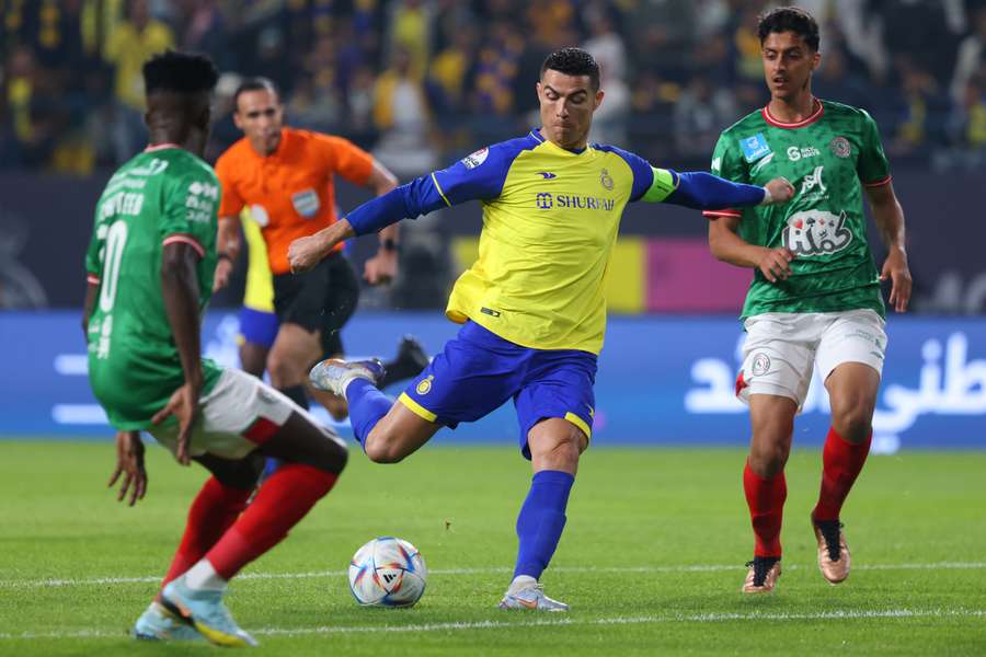 A estrela é CR7, o matador continua a ser Talisca: Al Nassr vence Al-Ettifaq (1-0)