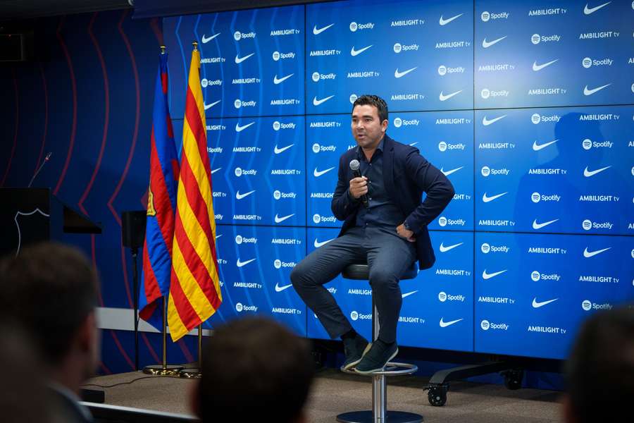 Deco destacou ainda a continuidade de Xavi Hernández