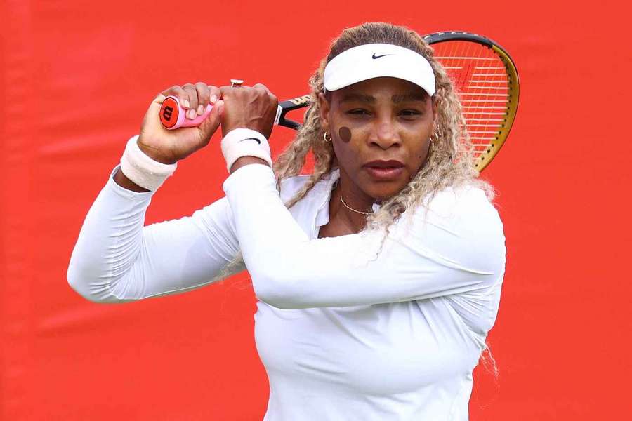 Serena Williams antrenându-se la Londra