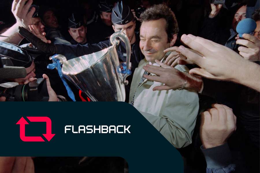 Michel Denisot com a Taça das Taças