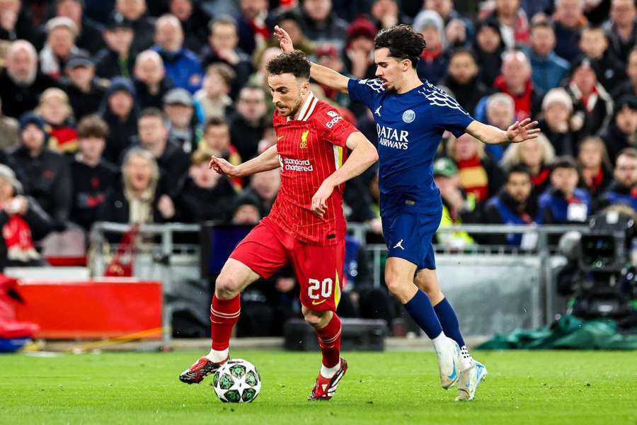 Duelo português em Anfield, entre Diogo Jota e Vitinha