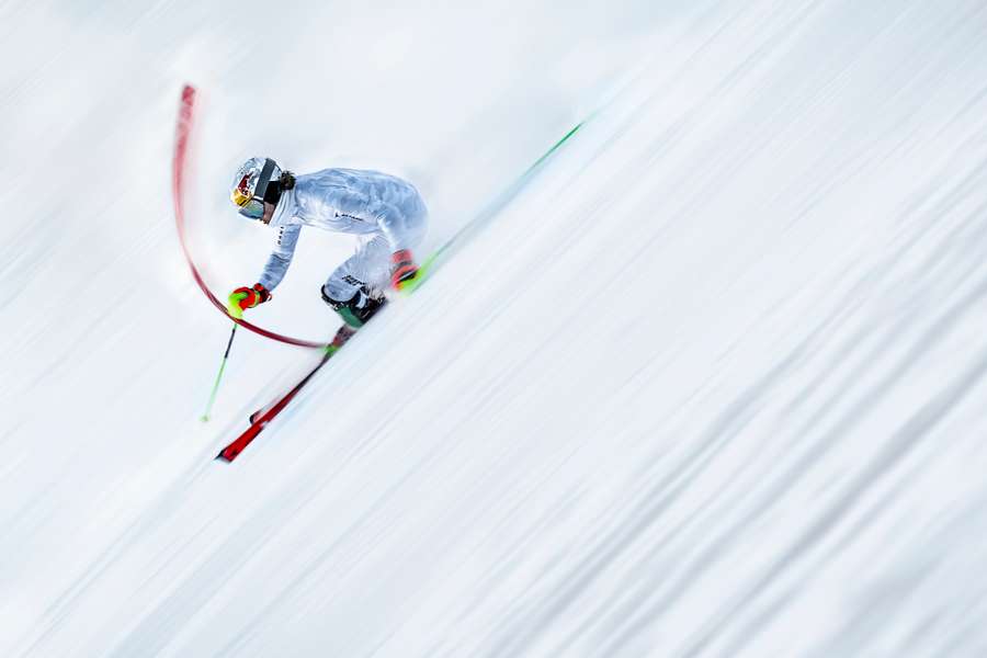 Pinheiro Braathen slaví malý glóbus za obří slalom.