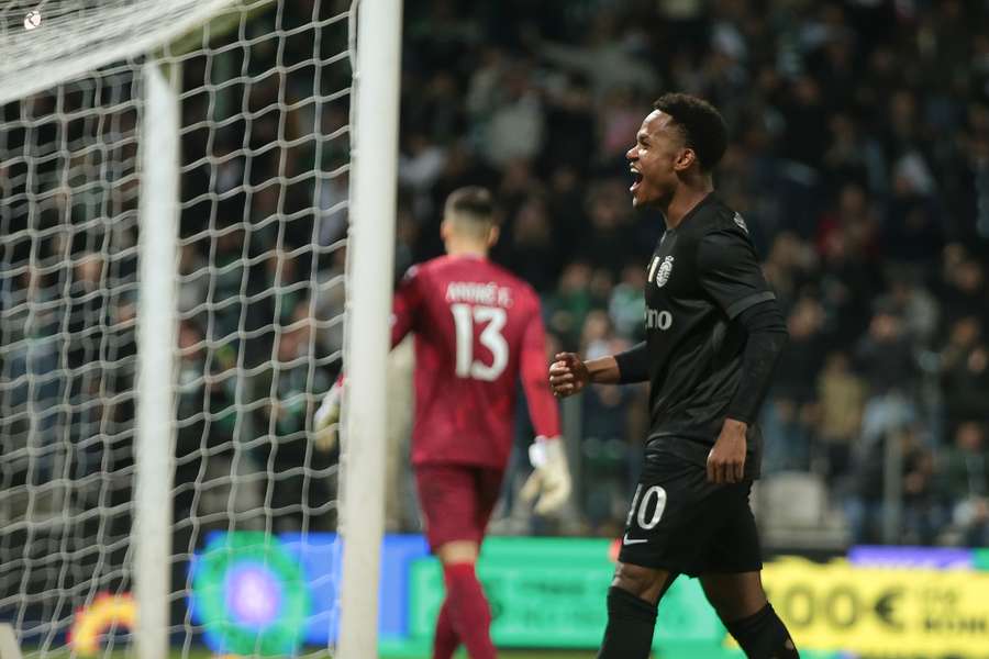 Geny Catamo em destaque no Sporting