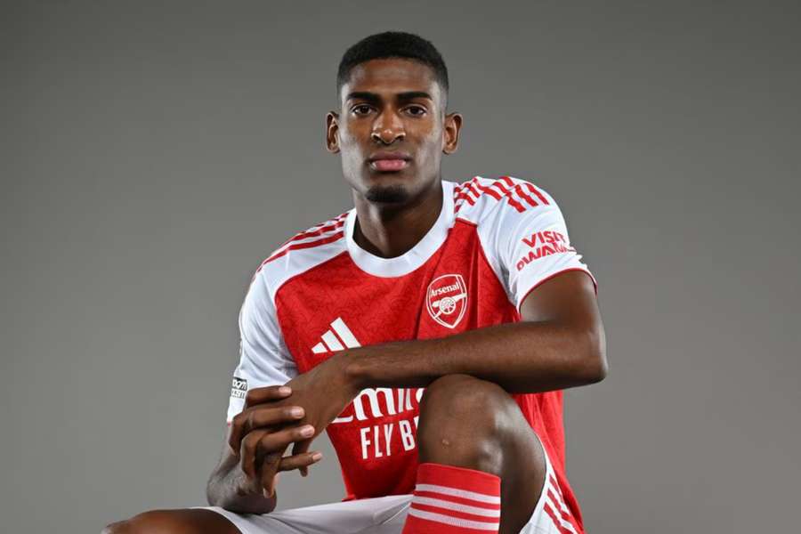 Cristhian Mosquera é o novo reforço da zaga do Arsenal