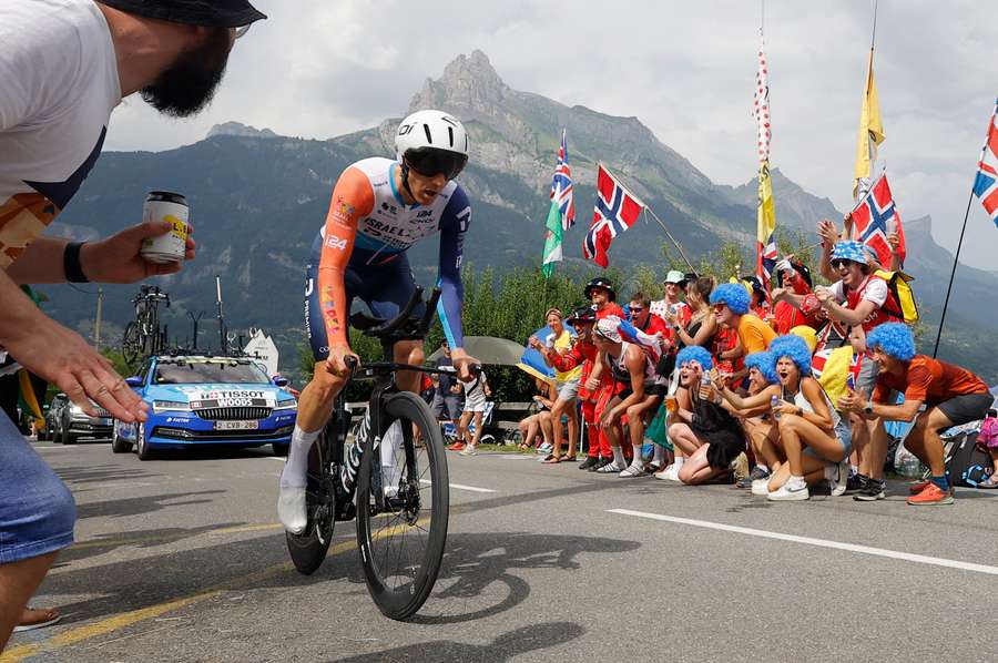 Woods in action at Tour de France