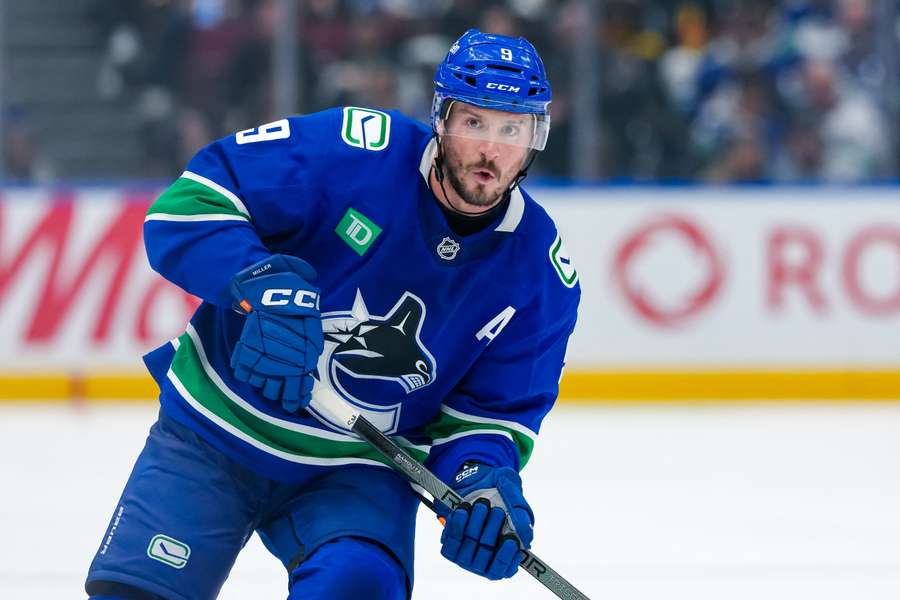 J.T. Miller heads back to the New York Rangers after blockbuster trade with  the Canucks | Flashscore.com.ng