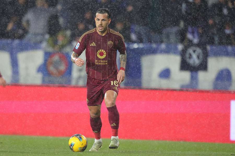 Leandro Paredes ao serviço da Roma