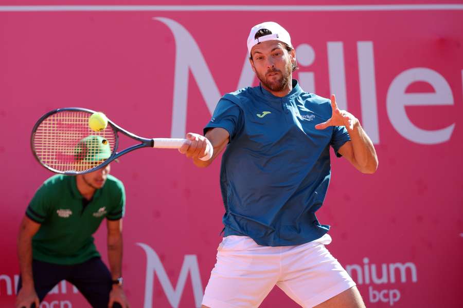 João Sousa volta ao court central do Estoril Open menos de 24 horas depois de ter eliminado Giulio Zeppieri