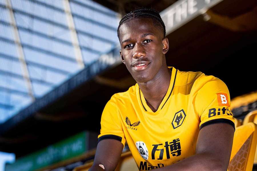 Chiquinho cedido pelo Wolverhampton