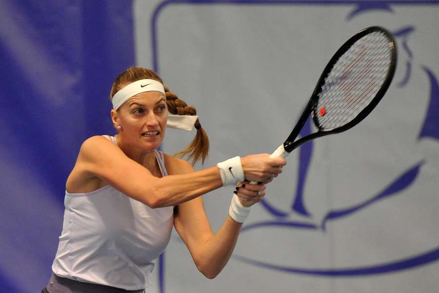 Petra Kvitová v extraligovém zápase s Terezou Martincovou.